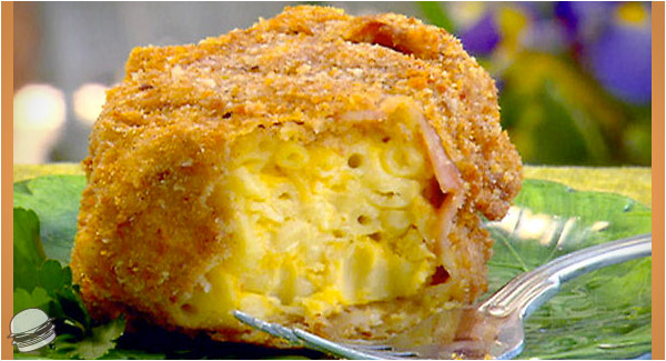 deep fried mac and cheese wrapped in bacon