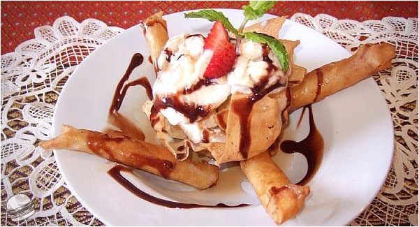 Fried Banana Split From The Texas State Fair Damn Th