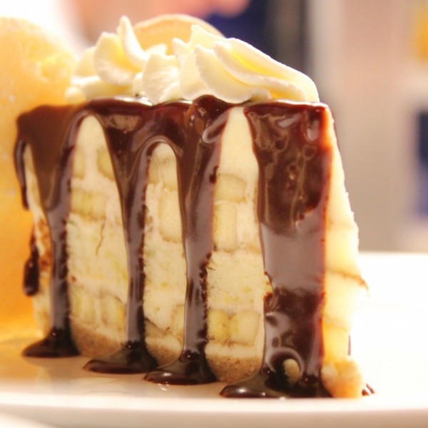 Banana pudding layer cake